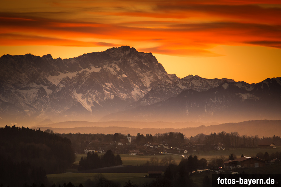 Zugspitze bei Sonnenuntergang